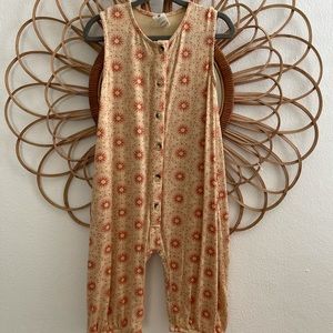 Sleeveless button bubble